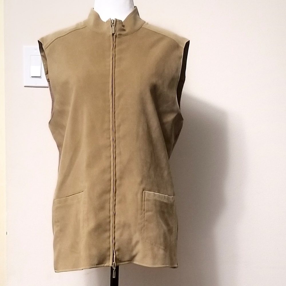 Dalia collection Brown Sleeveless Shirt Vest